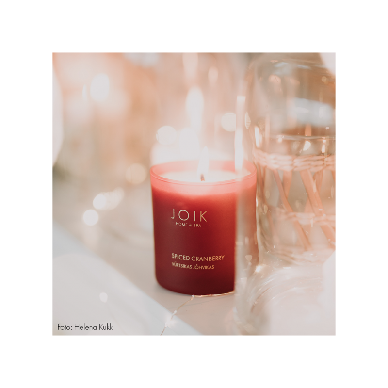 JOIK Home & Spa kvepianti žvakė „Spiced cranberry”